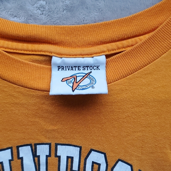PRIVATE STOCK | MEDIUM UNISEX TENNESSEE COLLEGE SHIRT | GOLD YELLOW - Picture 3 of 12
